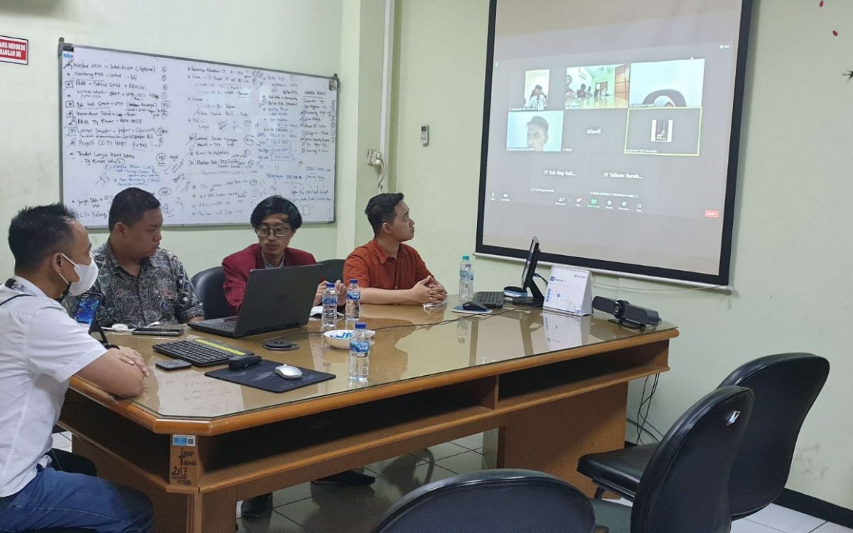 Kerja Praktik di PT Pelindo III, Mahasiswa Sistem Informasi ITTS Mengembangkan Aplikasi Web & Mobile Dengan Sangat Memuaskan