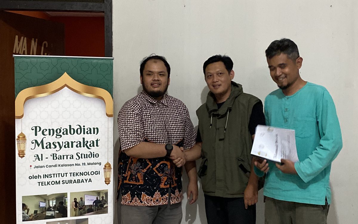 Pengabdian Masyarakat Dosen Sistem Informasi di Al-Barra Studio Kota Malang